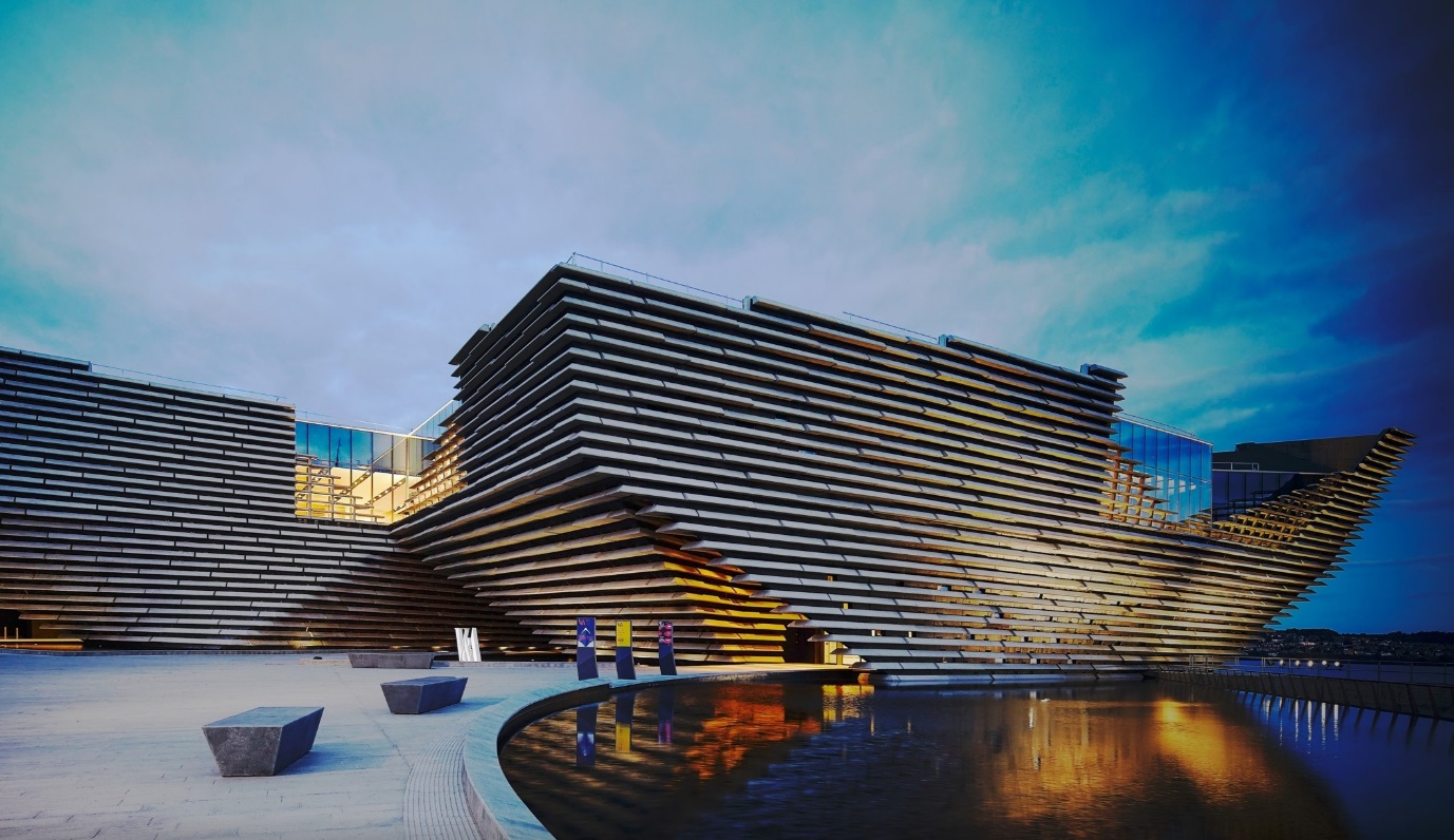 A building with a pool of waterAI-generated content may be incorrect.